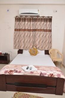 Hotel New Luxury Royale, Indore 4